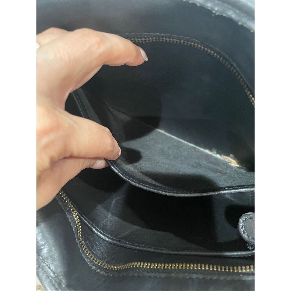 Coach Legacy Small Shopper tote in black leather with brass hardware - Picture 6 of 9